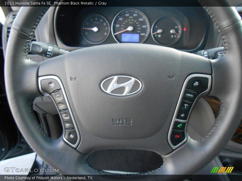 Phantom Black Metallic / Gray 2011 Hyundai Santa Fe SE