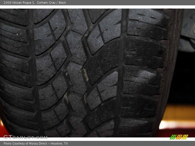 Gotham Gray / Black 2009 Nissan Rogue S