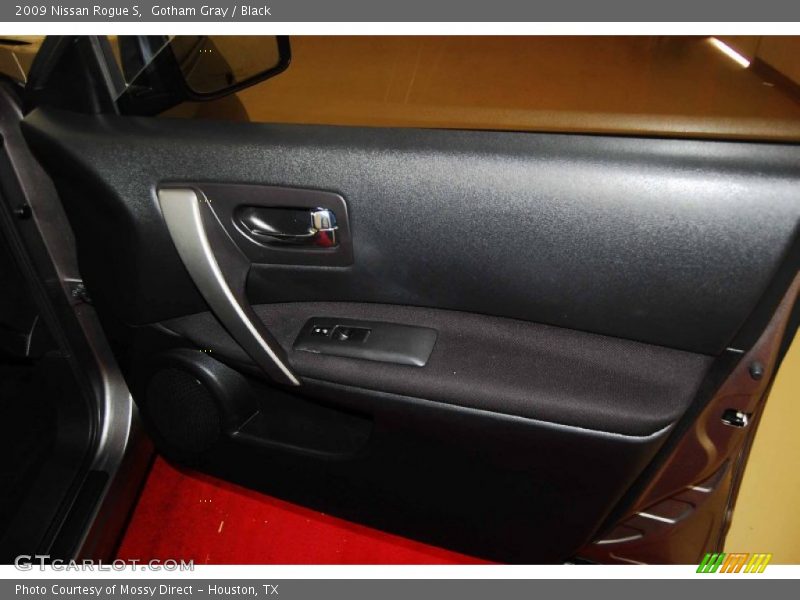 Gotham Gray / Black 2009 Nissan Rogue S