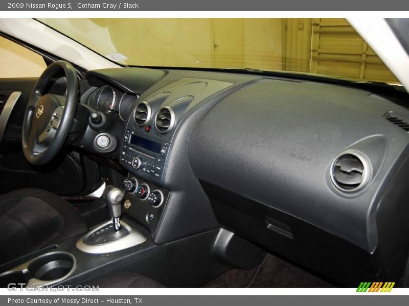 Gotham Gray / Black 2009 Nissan Rogue S