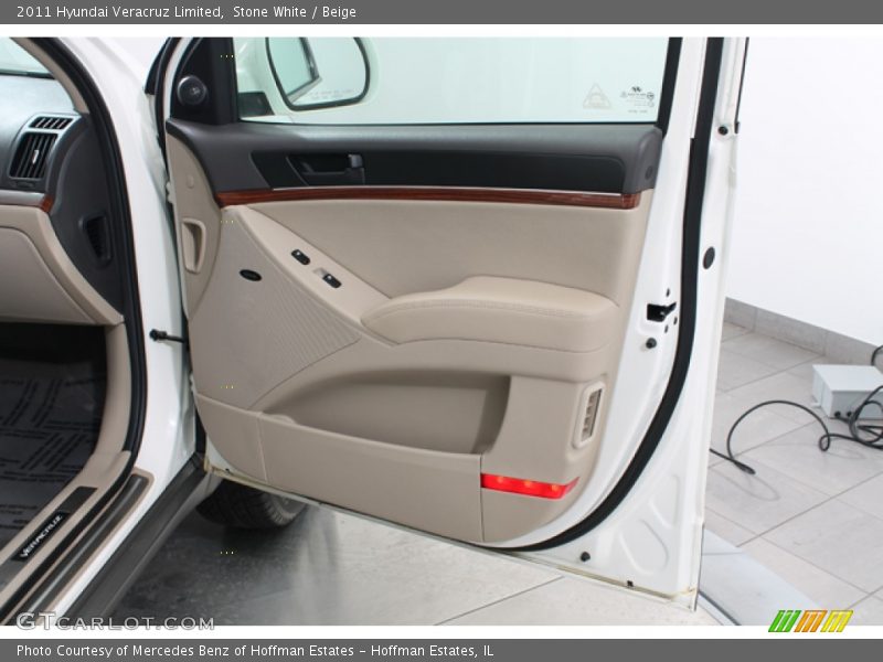 Stone White / Beige 2011 Hyundai Veracruz Limited