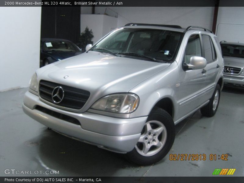 Brilliant Silver Metallic / Ash 2000 Mercedes-Benz ML 320 4Matic