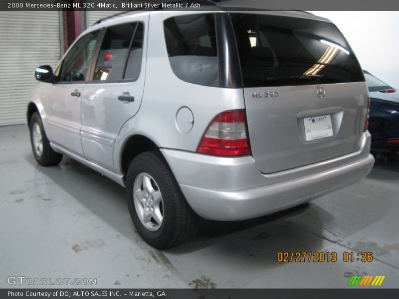 Brilliant Silver Metallic / Ash 2000 Mercedes-Benz ML 320 4Matic