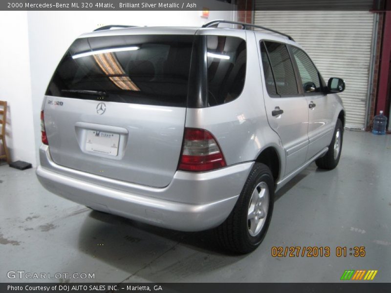 Brilliant Silver Metallic / Ash 2000 Mercedes-Benz ML 320 4Matic