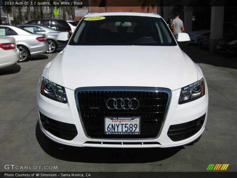 Ibis White / Black 2010 Audi Q5 3.2 quattro