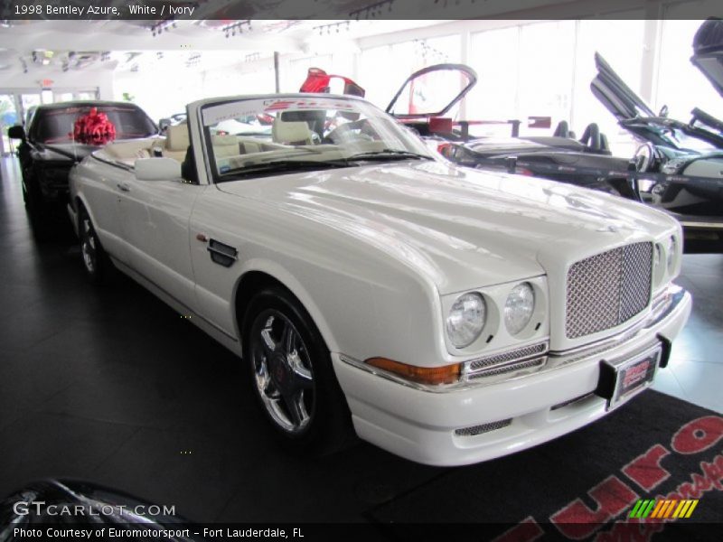 White / Ivory 1998 Bentley Azure