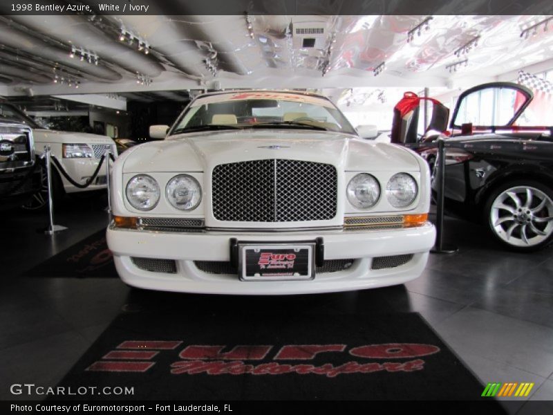 White / Ivory 1998 Bentley Azure