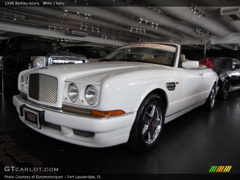 White / Ivory 1998 Bentley Azure