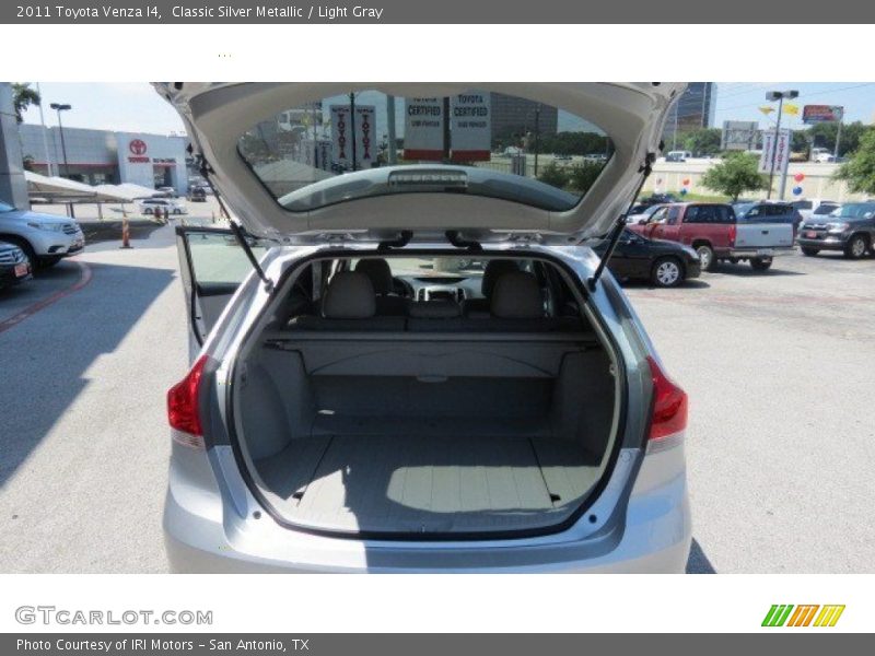 Classic Silver Metallic / Light Gray 2011 Toyota Venza I4