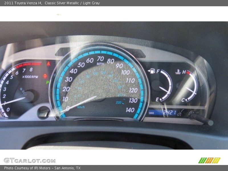 Classic Silver Metallic / Light Gray 2011 Toyota Venza I4