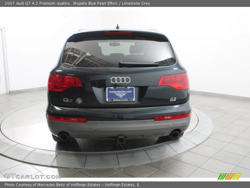 Mugello Blue Pearl Effect / Limestone Grey 2007 Audi Q7 4.2 Premium quattro