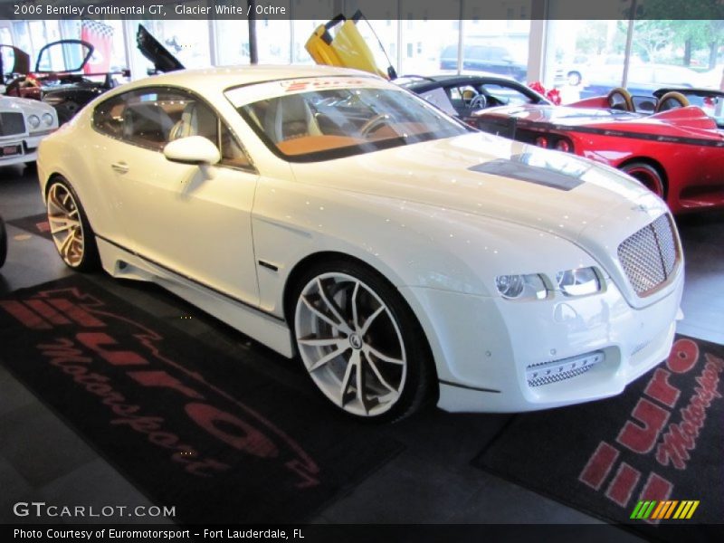 Glacier White / Ochre 2006 Bentley Continental GT