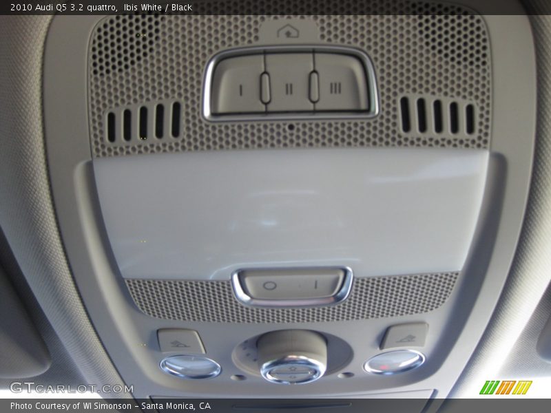Ibis White / Black 2010 Audi Q5 3.2 quattro