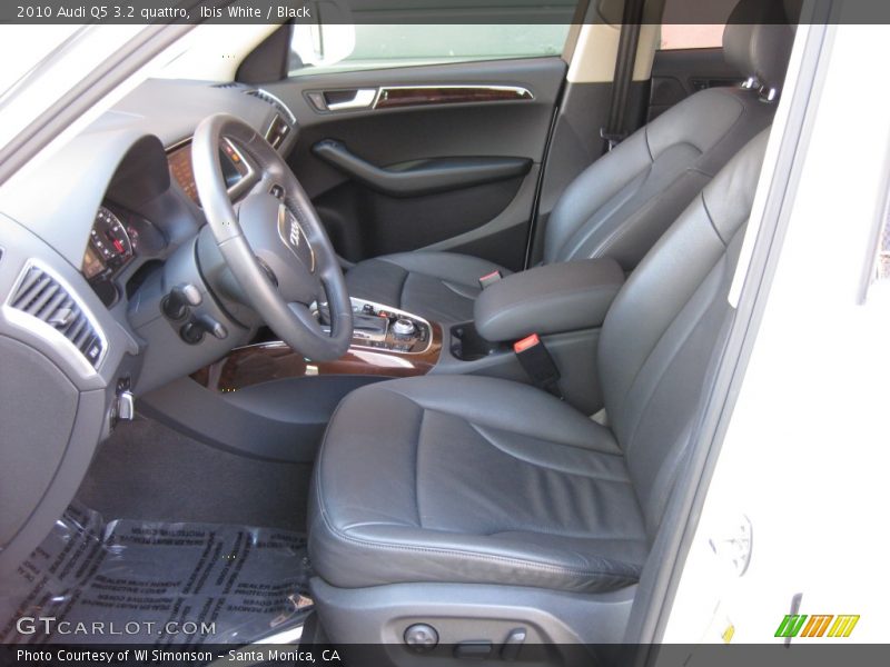 Front Seat of 2010 Q5 3.2 quattro