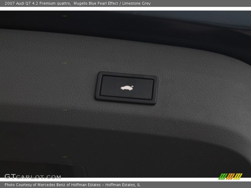 Mugello Blue Pearl Effect / Limestone Grey 2007 Audi Q7 4.2 Premium quattro