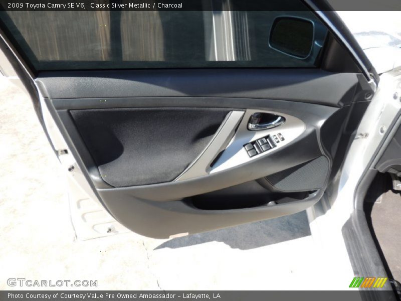 Classic Silver Metallic / Charcoal 2009 Toyota Camry SE V6