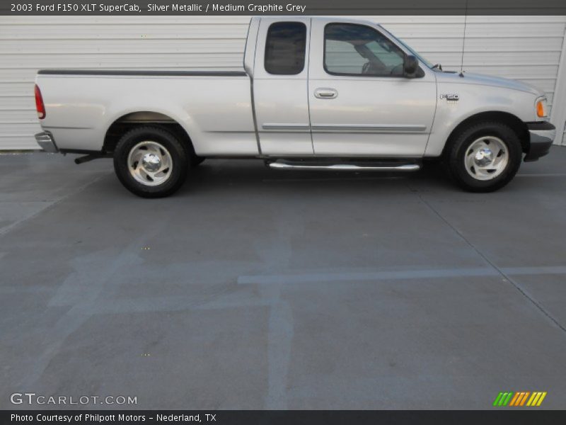 Silver Metallic / Medium Graphite Grey 2003 Ford F150 XLT SuperCab