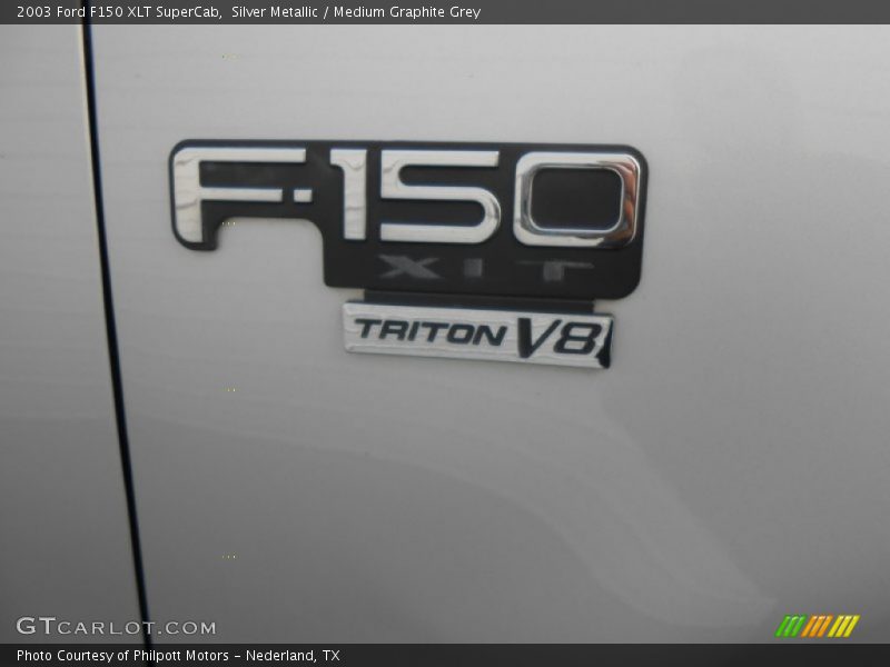 Silver Metallic / Medium Graphite Grey 2003 Ford F150 XLT SuperCab