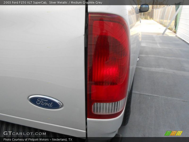 Silver Metallic / Medium Graphite Grey 2003 Ford F150 XLT SuperCab