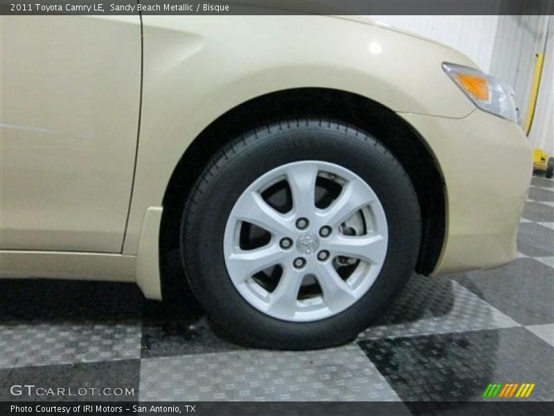 Sandy Beach Metallic / Bisque 2011 Toyota Camry LE
