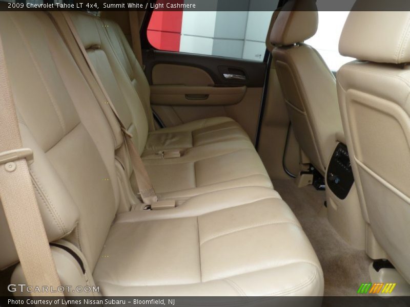 Summit White / Light Cashmere 2009 Chevrolet Tahoe LT 4x4