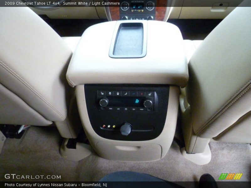 Summit White / Light Cashmere 2009 Chevrolet Tahoe LT 4x4