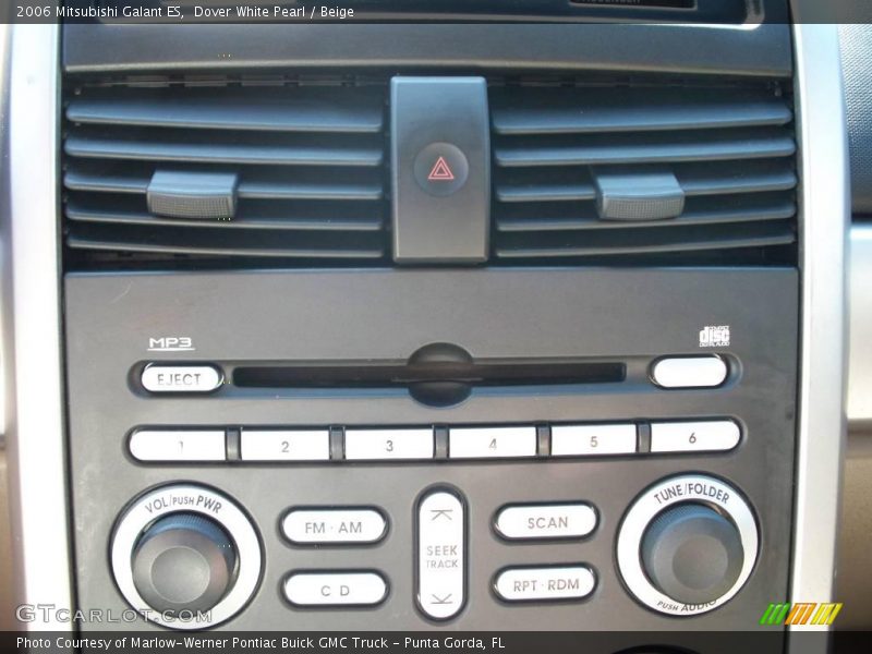 Dover White Pearl / Beige 2006 Mitsubishi Galant ES