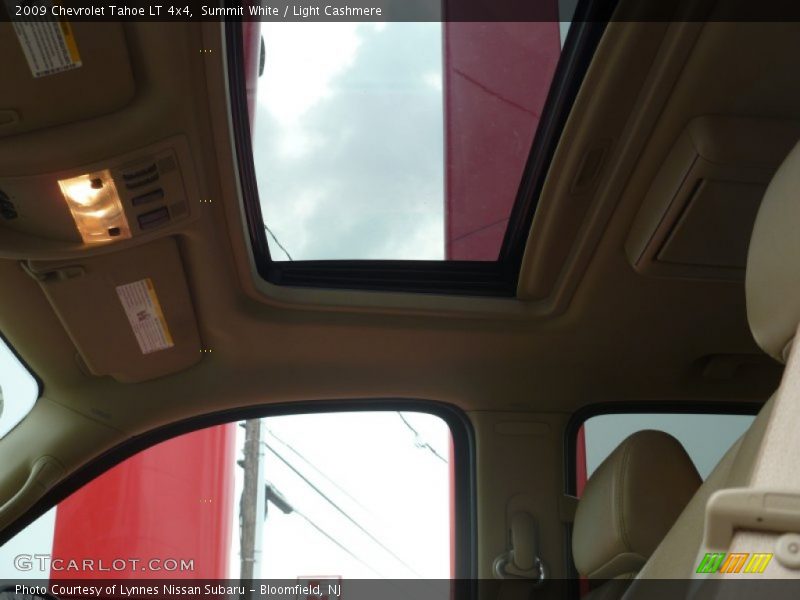 Summit White / Light Cashmere 2009 Chevrolet Tahoe LT 4x4