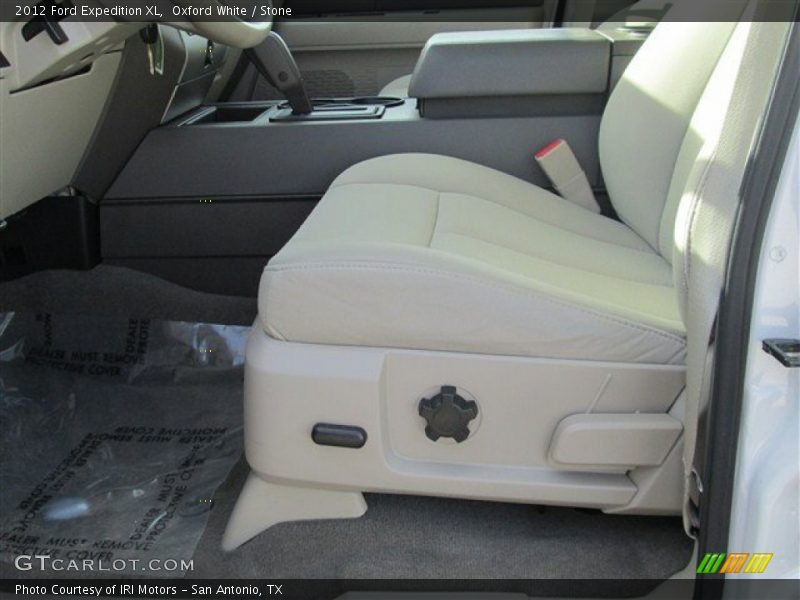 Oxford White / Stone 2012 Ford Expedition XL