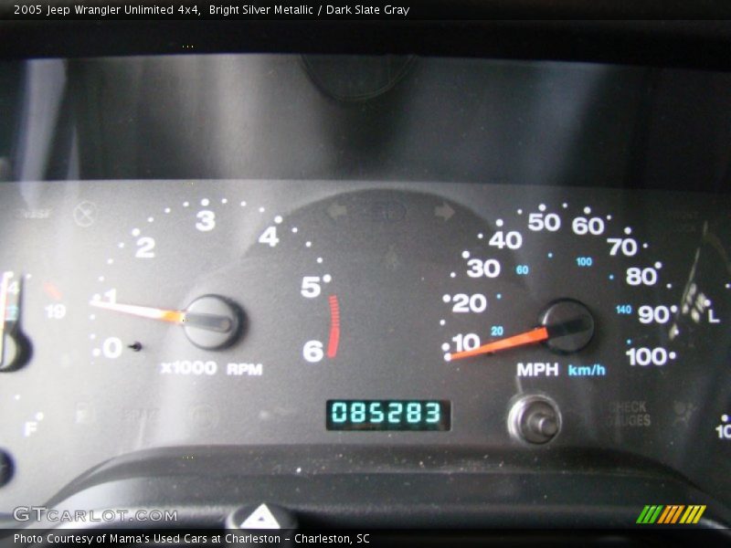 Bright Silver Metallic / Dark Slate Gray 2005 Jeep Wrangler Unlimited 4x4