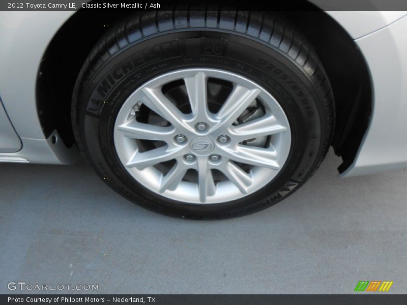 Classic Silver Metallic / Ash 2012 Toyota Camry LE
