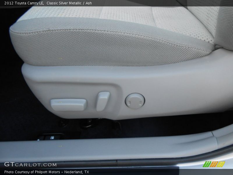 Classic Silver Metallic / Ash 2012 Toyota Camry LE