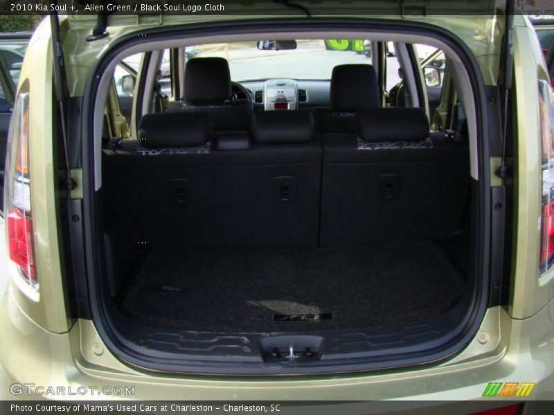 Alien Green / Black Soul Logo Cloth 2010 Kia Soul +
