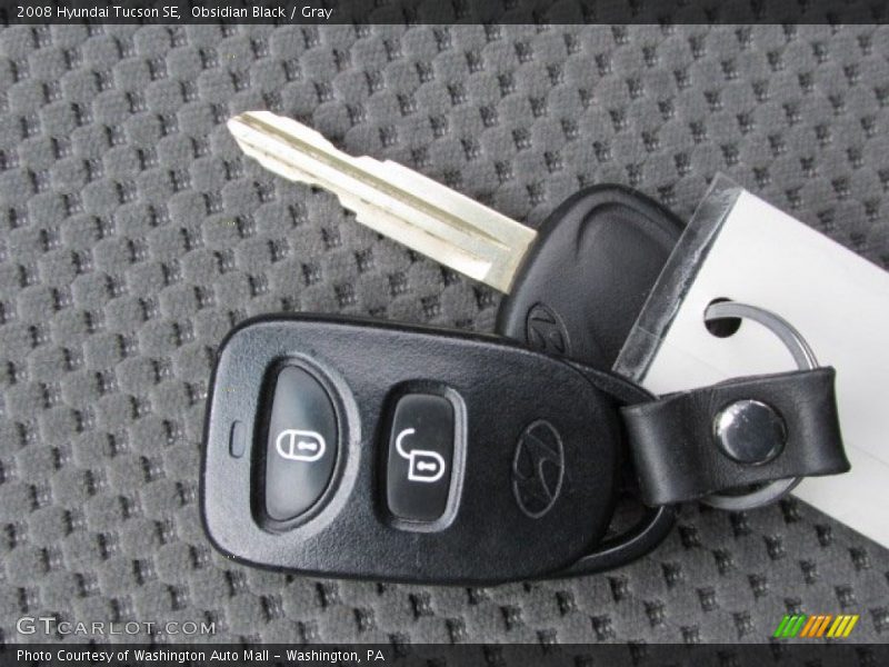 Keys of 2008 Tucson SE