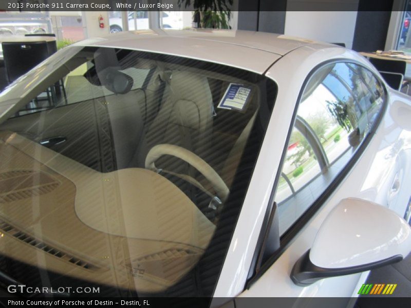 White / Luxor Beige 2013 Porsche 911 Carrera Coupe