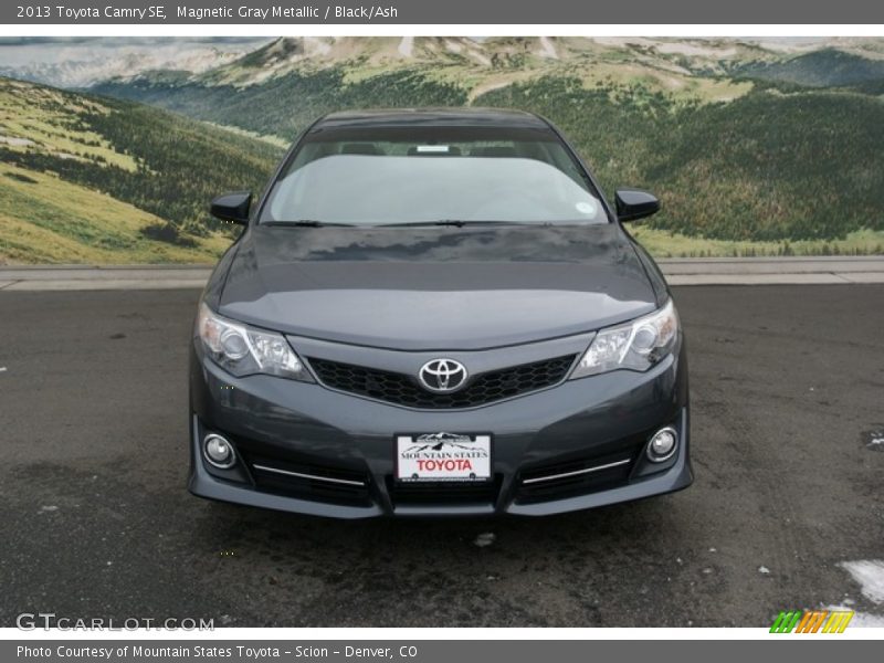 Magnetic Gray Metallic / Black/Ash 2013 Toyota Camry SE