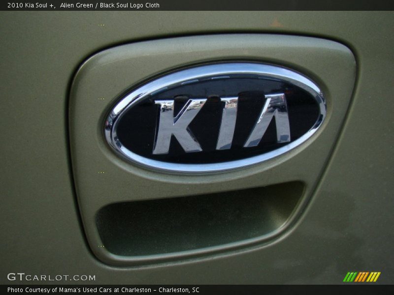 Alien Green / Black Soul Logo Cloth 2010 Kia Soul +