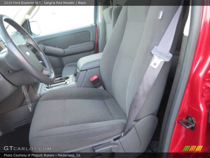 Front Seat of 2010 Explorer XLT
