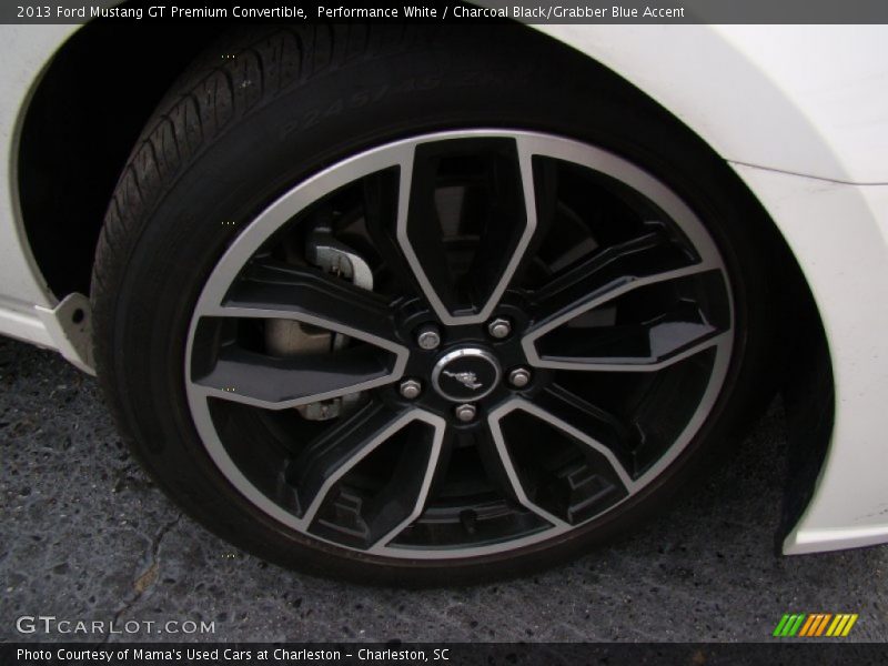  2013 Mustang GT Premium Convertible Wheel