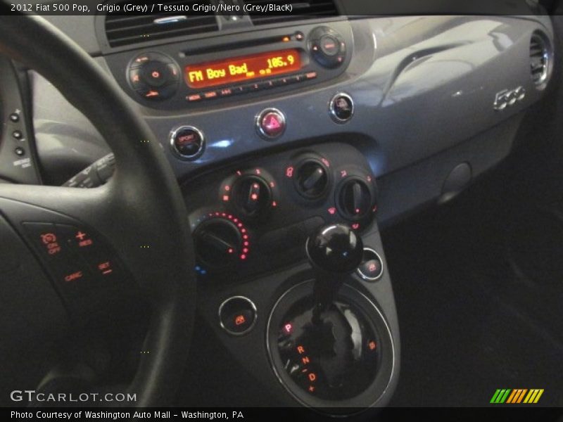 Grigio (Grey) / Tessuto Grigio/Nero (Grey/Black) 2012 Fiat 500 Pop