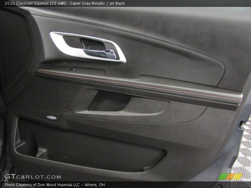 Cyber Gray Metallic / Jet Black 2010 Chevrolet Equinox LTZ AWD