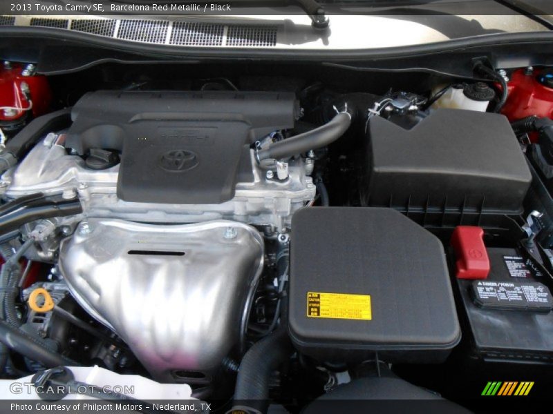 Barcelona Red Metallic / Black 2013 Toyota Camry SE