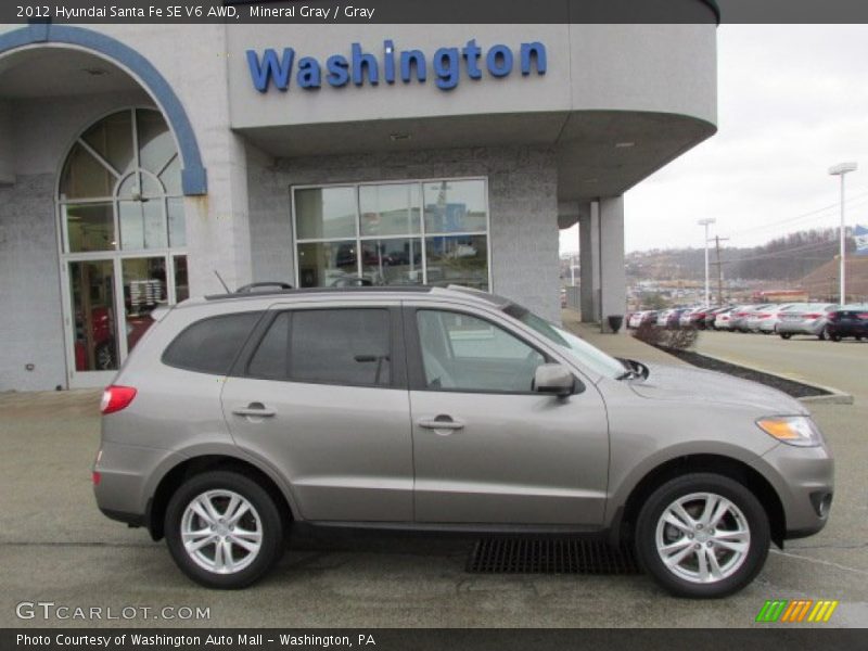 Mineral Gray / Gray 2012 Hyundai Santa Fe SE V6 AWD