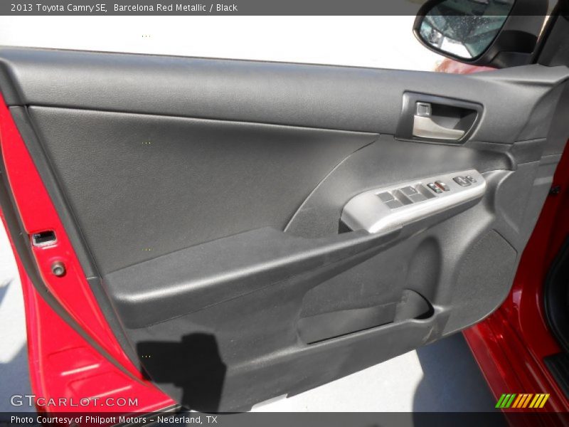 Barcelona Red Metallic / Black 2013 Toyota Camry SE