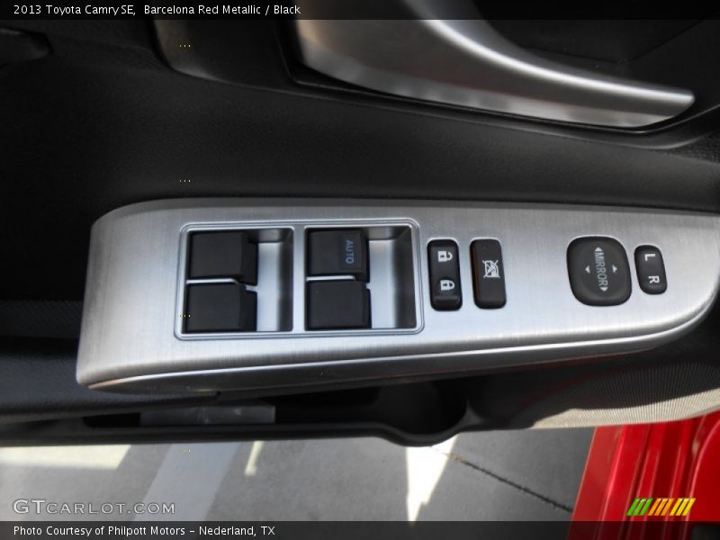 Barcelona Red Metallic / Black 2013 Toyota Camry SE