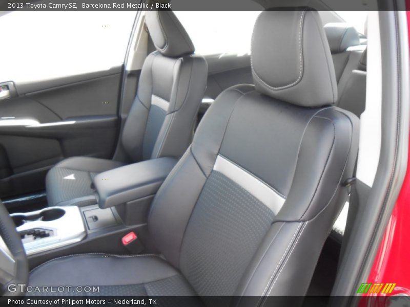 Barcelona Red Metallic / Black 2013 Toyota Camry SE