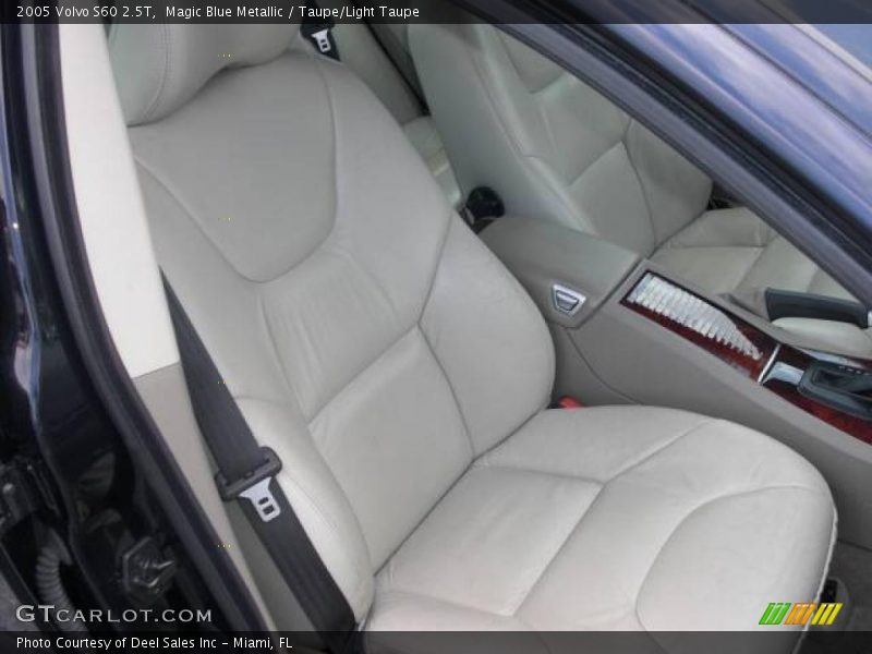 Magic Blue Metallic / Taupe/Light Taupe 2005 Volvo S60 2.5T
