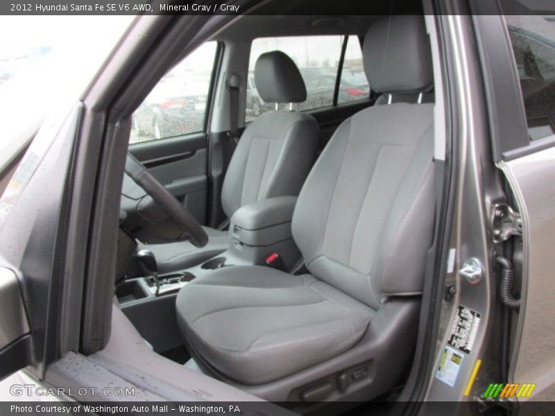 Mineral Gray / Gray 2012 Hyundai Santa Fe SE V6 AWD