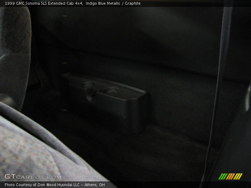 Indigo Blue Metallic / Graphite 1999 GMC Sonoma SLS Extended Cab 4x4