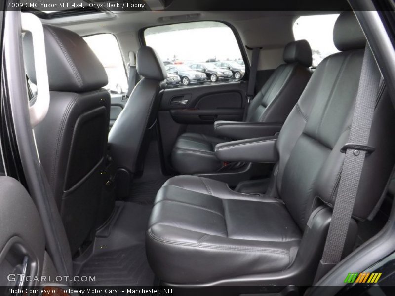 Rear Seat of 2009 Yukon SLT 4x4